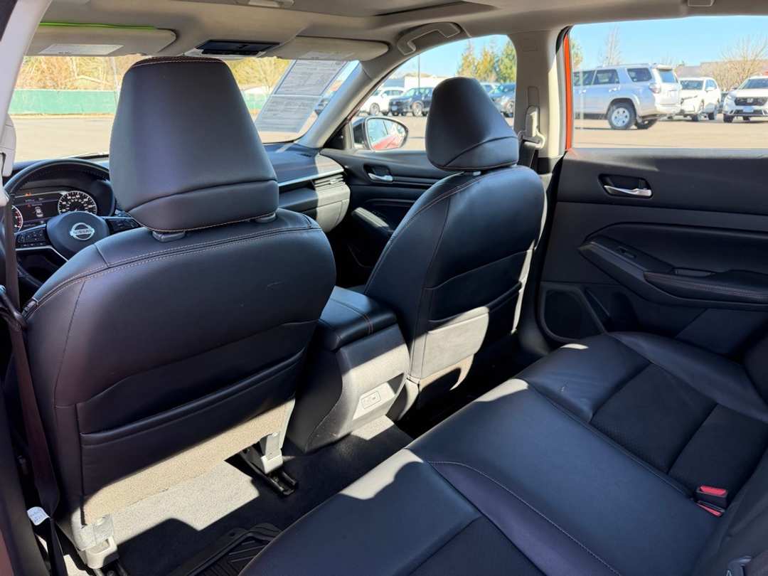 2021 Nissan Altima 2.5 SR - Image 31