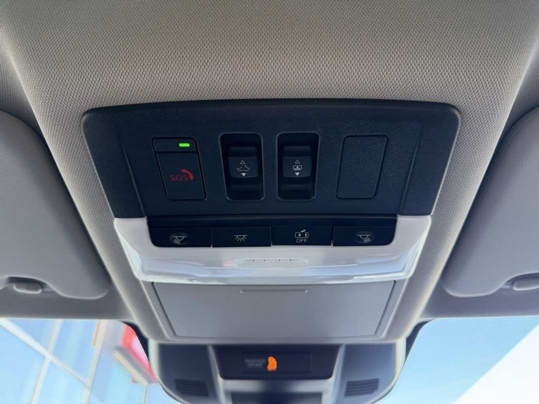 2026 Nissan Rogue Platinum - Image 28