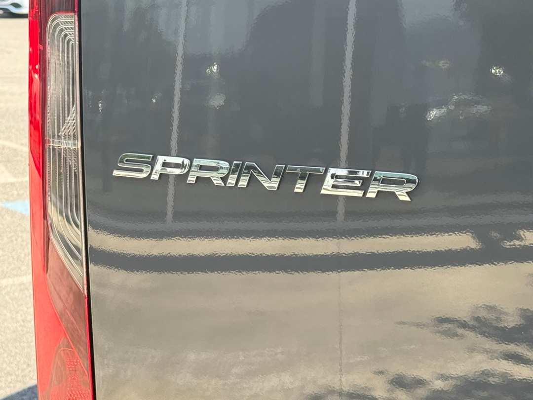 2025 Mercedes-Benz Sprinter 2500 Cargo 144 WB - Image 6