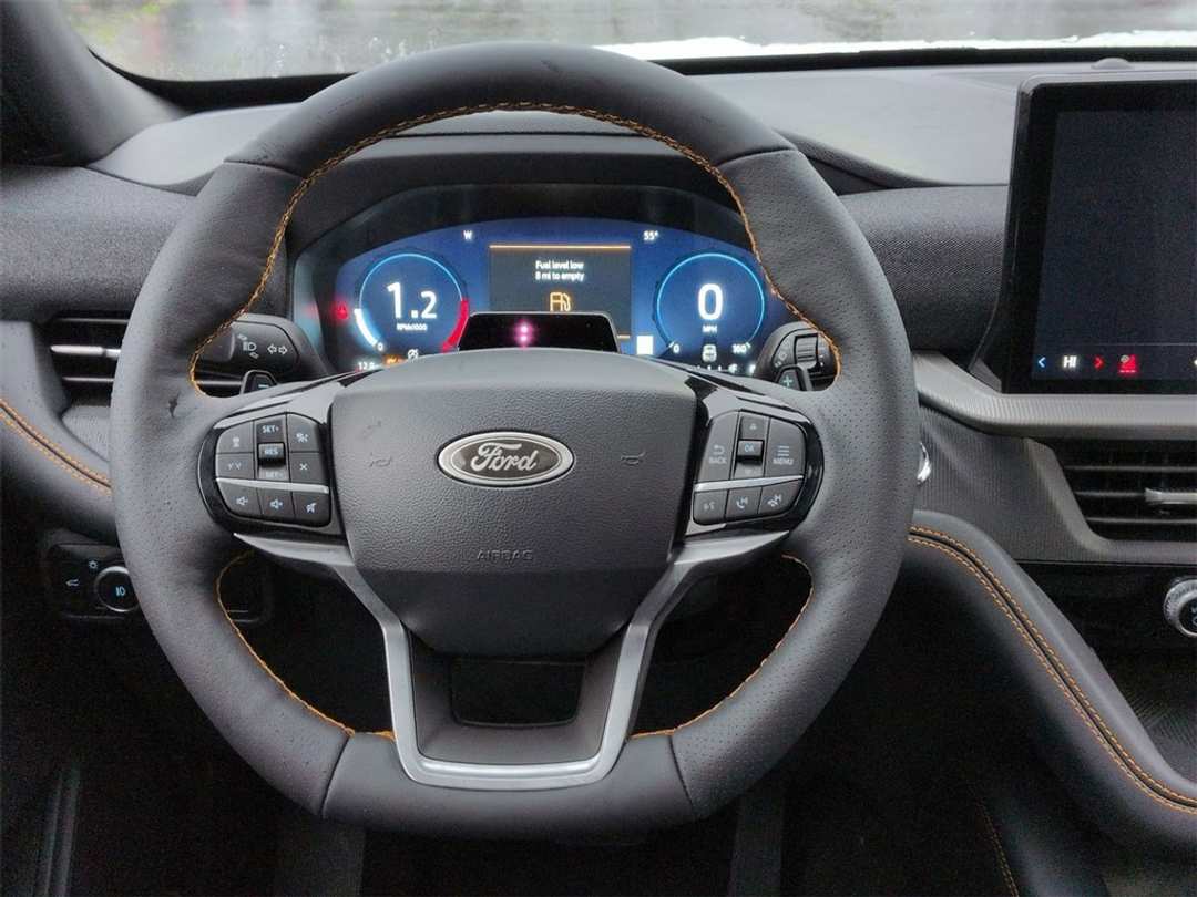 2026 Ford Explorer Tremor - Image 14