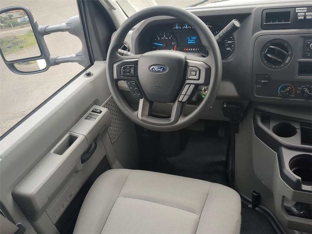 2024 Ford E-350sd Base - Image 19