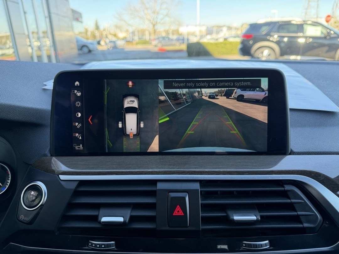 2018 BMW X3 xDrive30i - Image 23