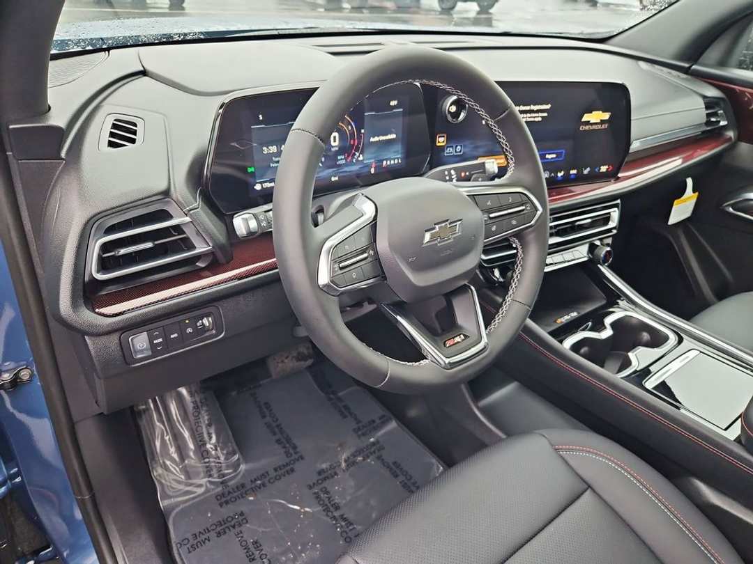 2026 Chevrolet Traverse Z71 - Image 13