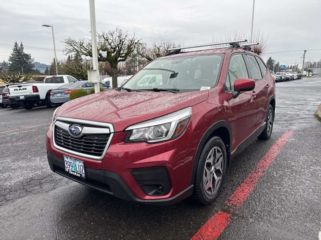 2019 Subaru Forester Premium - Image 3