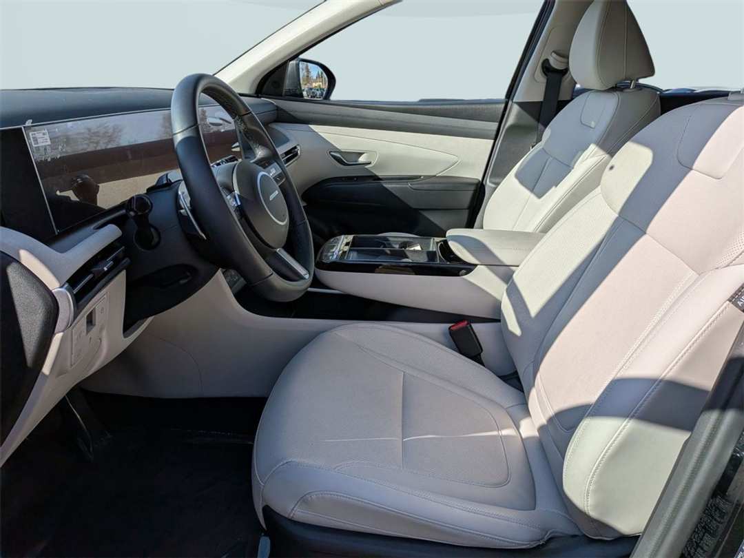 2025 Hyundai Tucson SEL Convenience - Image 14