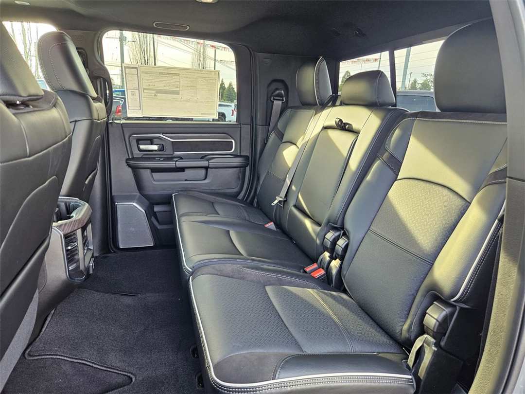 2026 Ram 2500 Laramie - Image 29