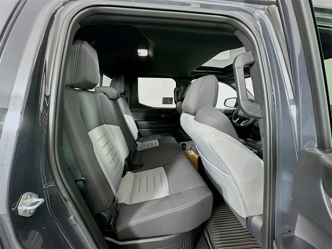 2025 Toyota Tacoma TRD Off Road - Image 28