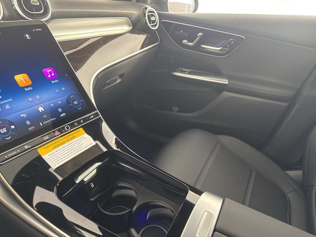 2026 Mercedes-Benz GLC GLC 300 - Image 28