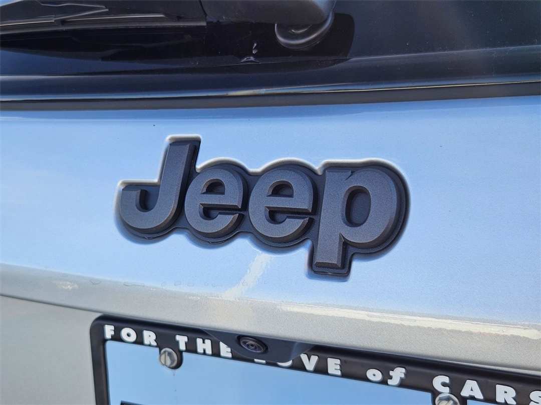 2026 Jeep Compass Latitude - Image 30