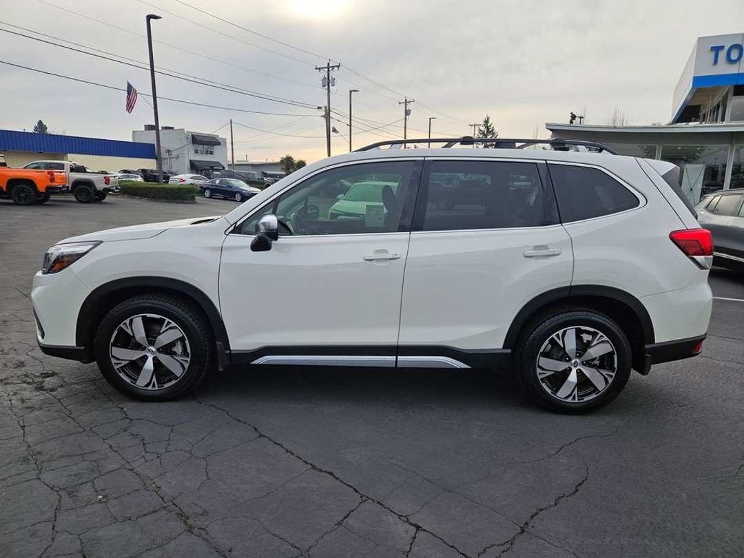 2021 Subaru Forester Touring - Image 3