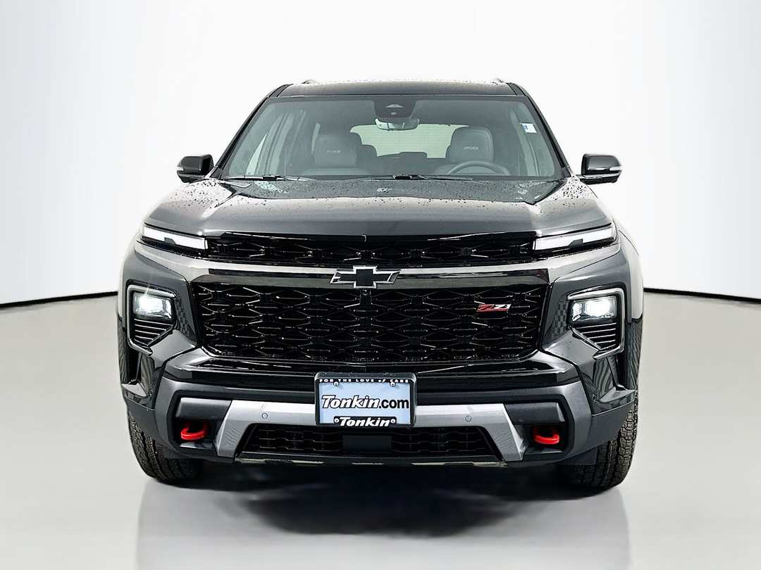 2026 Chevrolet Traverse Z71 - Image 2