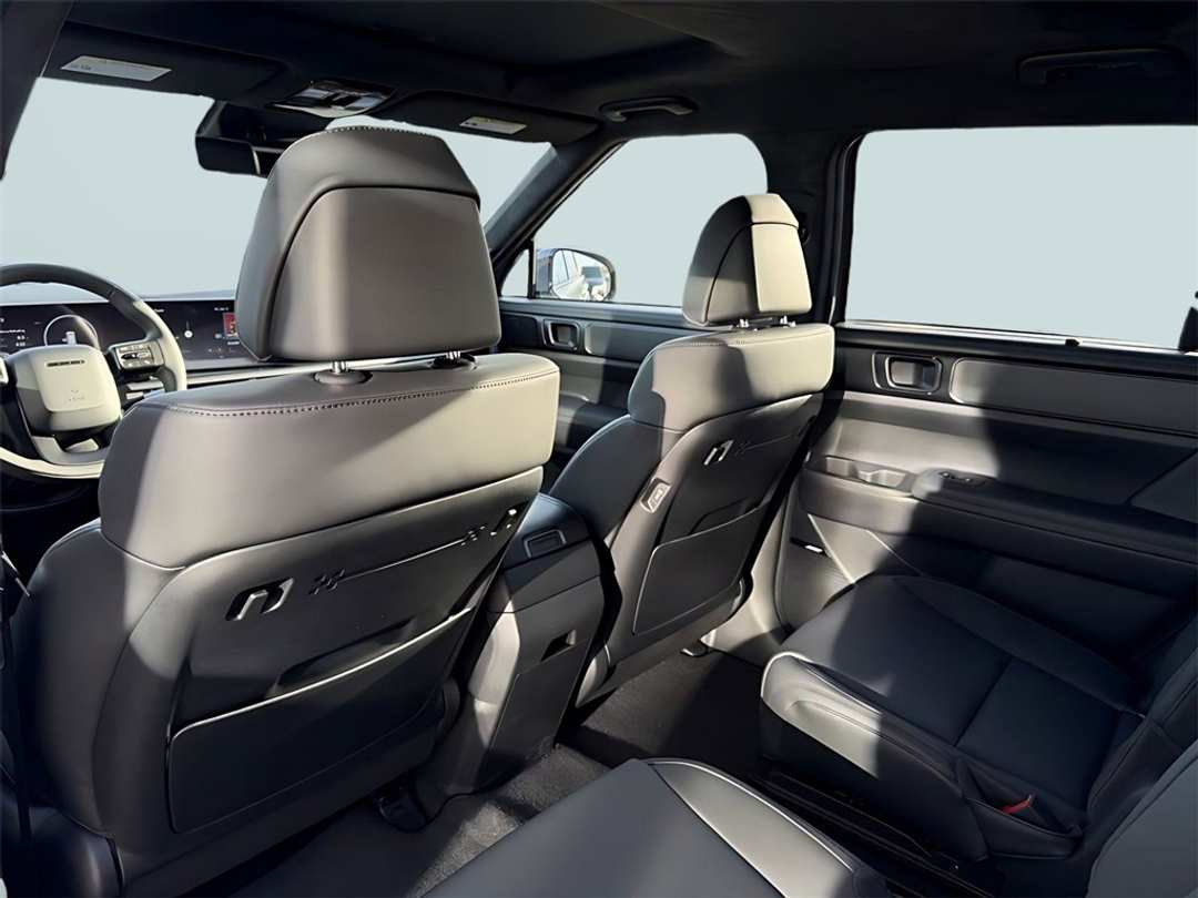 2026 Hyundai Santa Fe Calligraphy - Image 31
