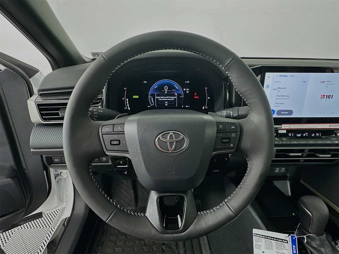 2026 Toyota Camry SE Nightshade - Image 11