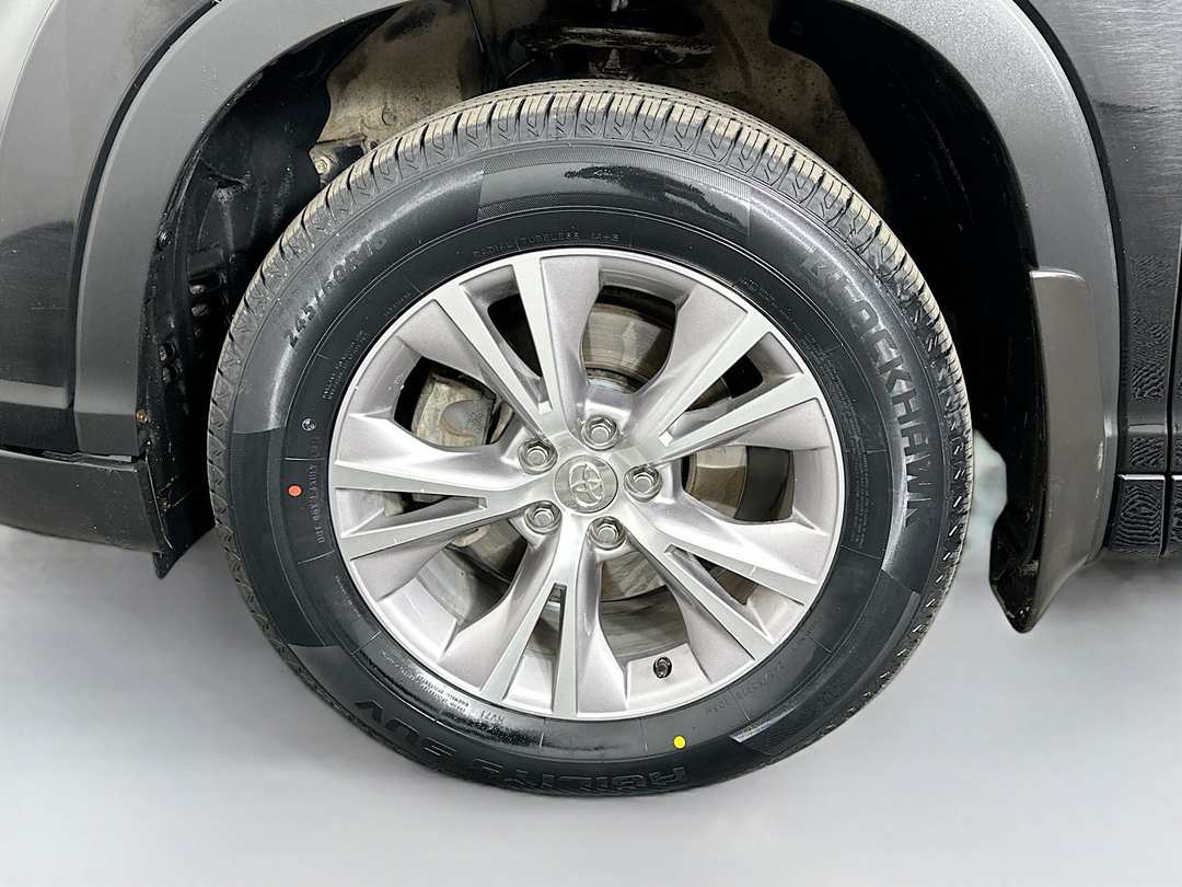 2015 Toyota Highlander XLE V6 - Image 34