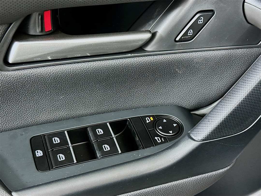 2026 MAZDA Cx-50 Preferred - Image 18