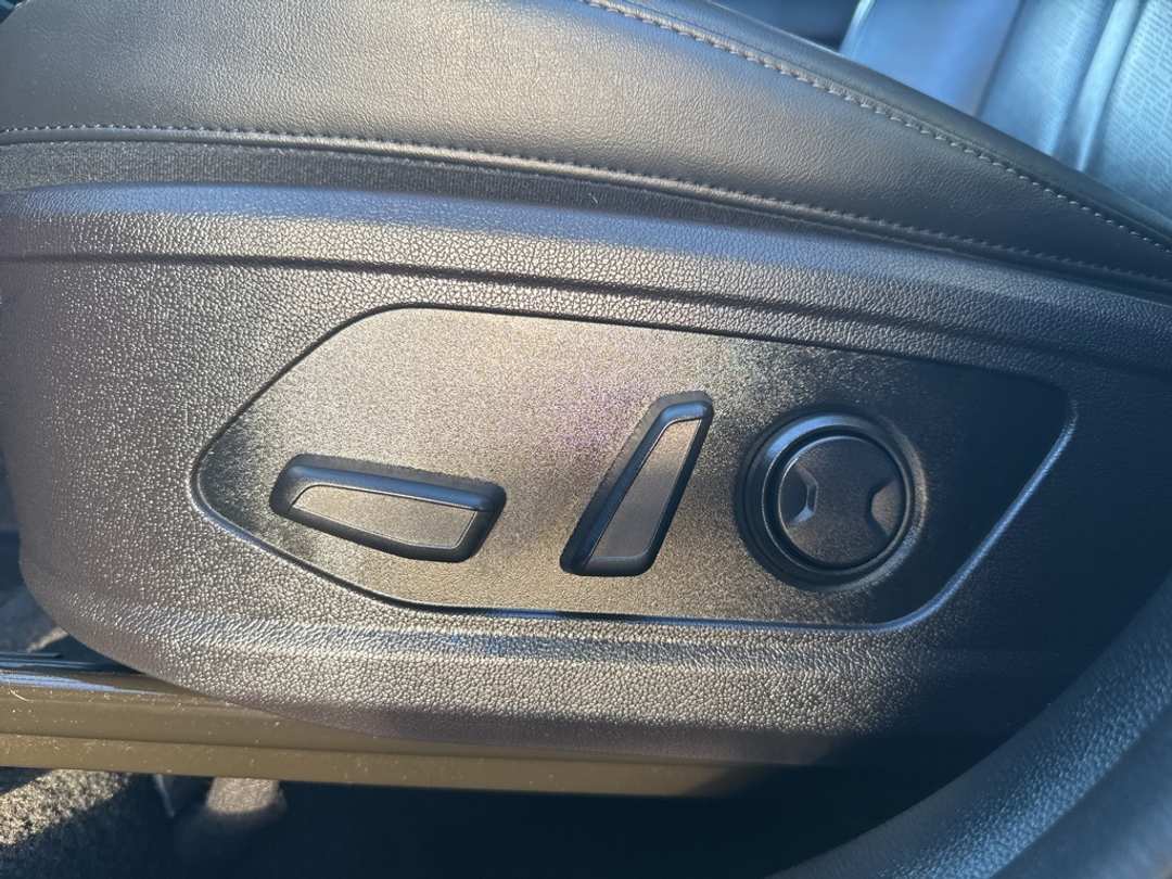 2022 Kia Sorento S - Image 12