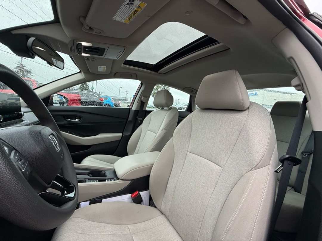 2024 Honda Accord EX - Image 31