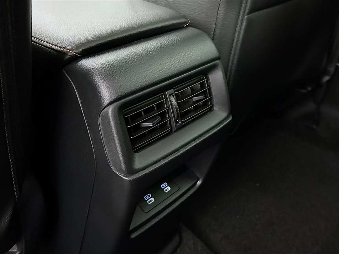 2026 Honda CR-V Sport Touring - Image 27