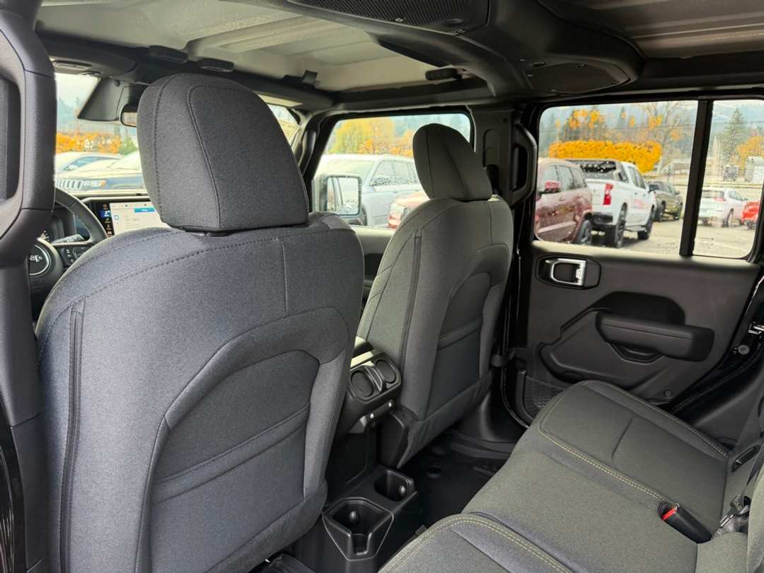 2026 Jeep Gladiator Sport S - Image 29