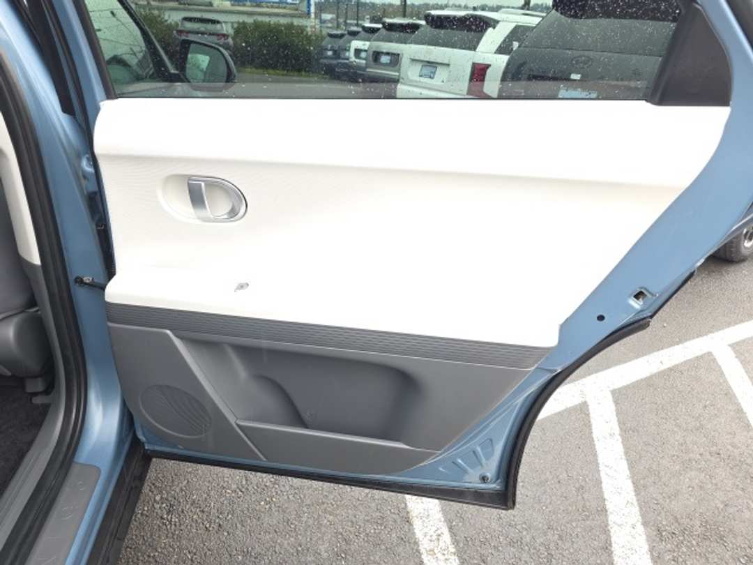 2024 Hyundai Ioniq 5 SE - Image 23