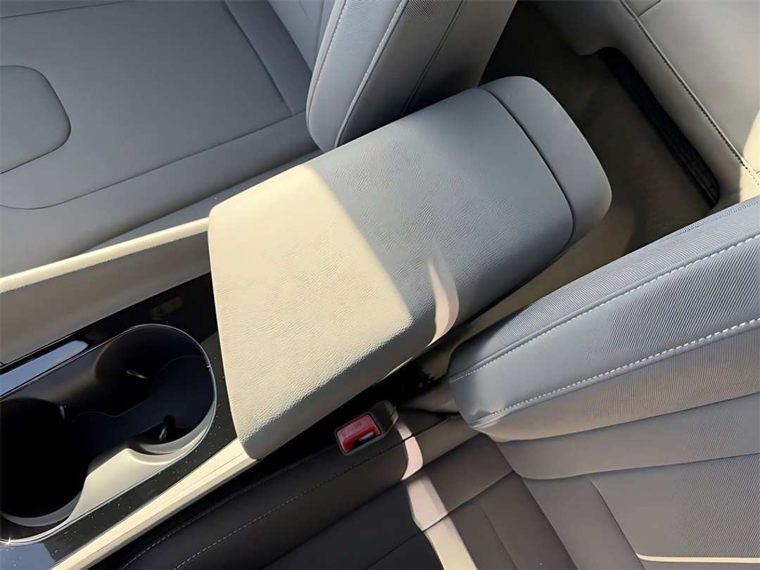 2026 Hyundai Elantra SEL Sport - Image 23