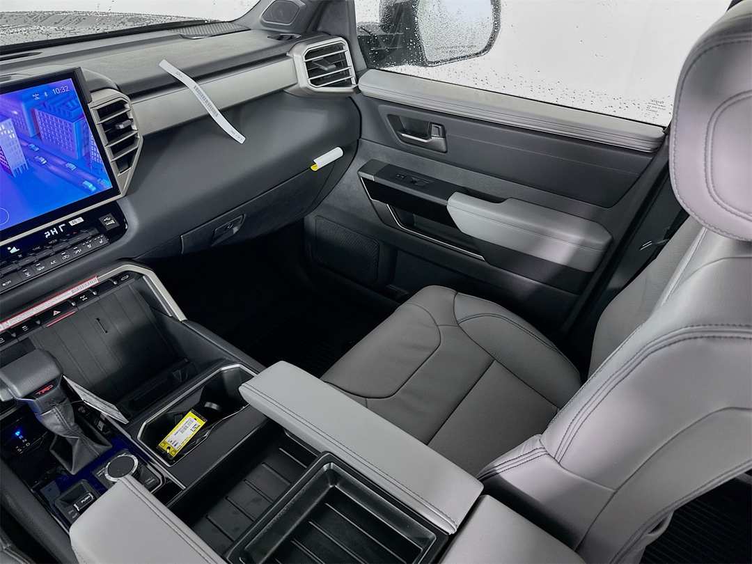 2026 Toyota Tundra Limited - Image 23