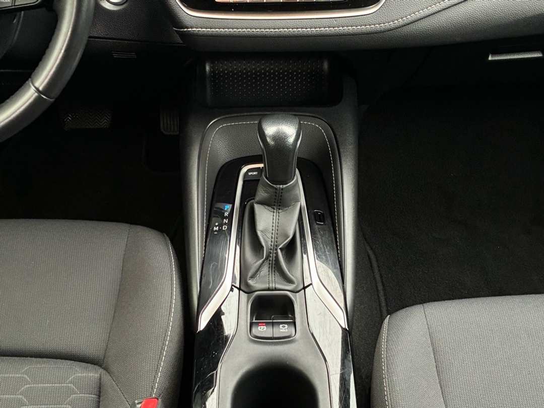 2022 Toyota Corolla SE - Image 17