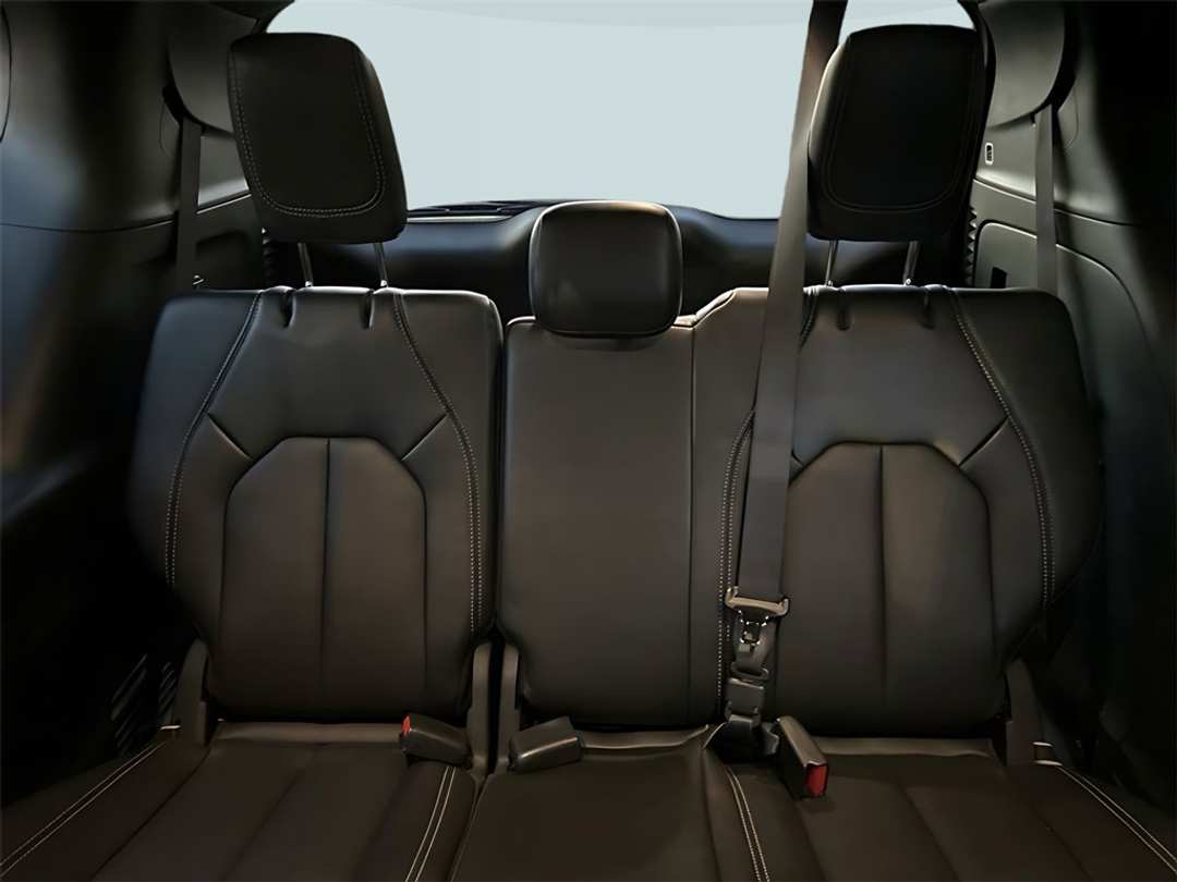 2025 Chrysler Pacifica Select - Image 20