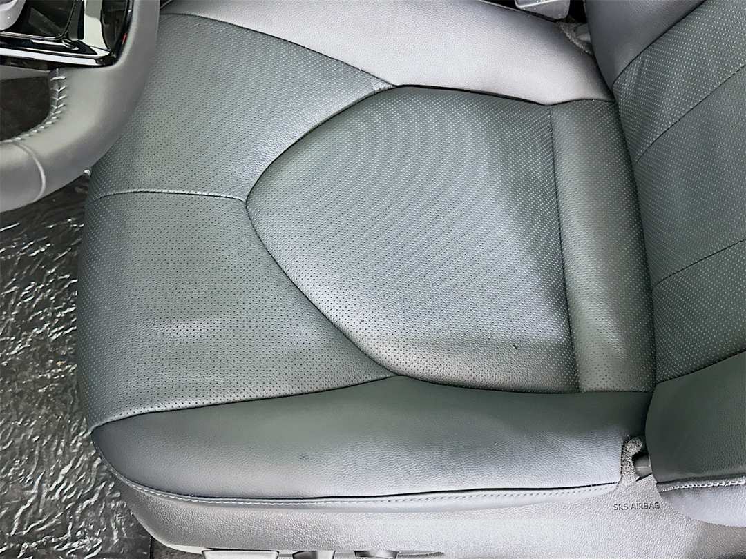 2026 Toyota Highlander Limited - Image 20