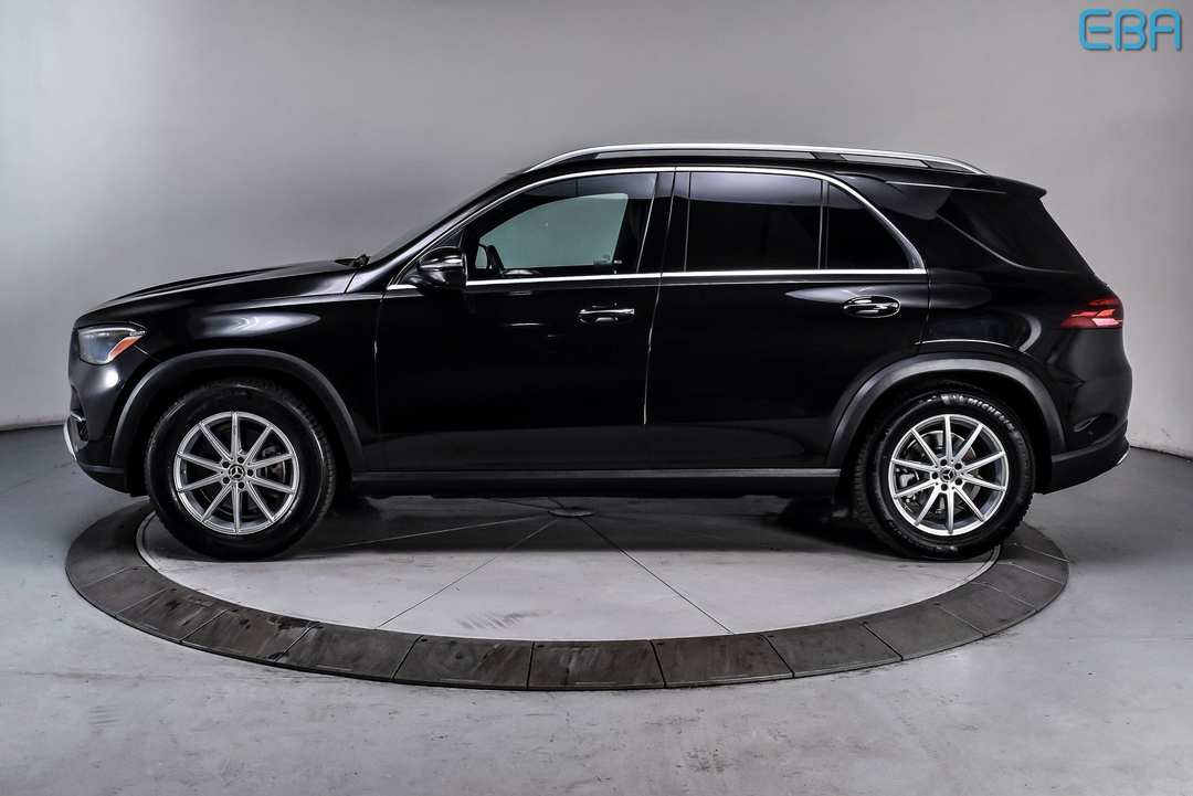 2025 Mercedes-Benz GLE GLE 350 - Image 3