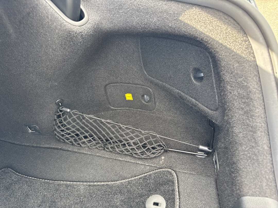 2019 Genesis G70 2.0T Advanced - Image 14