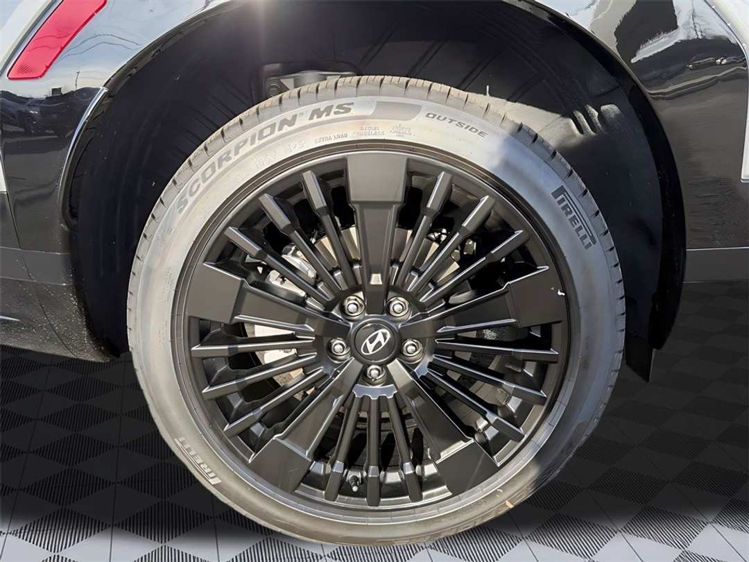 2026 Hyundai Santa Fe Calligraphy - Image 10