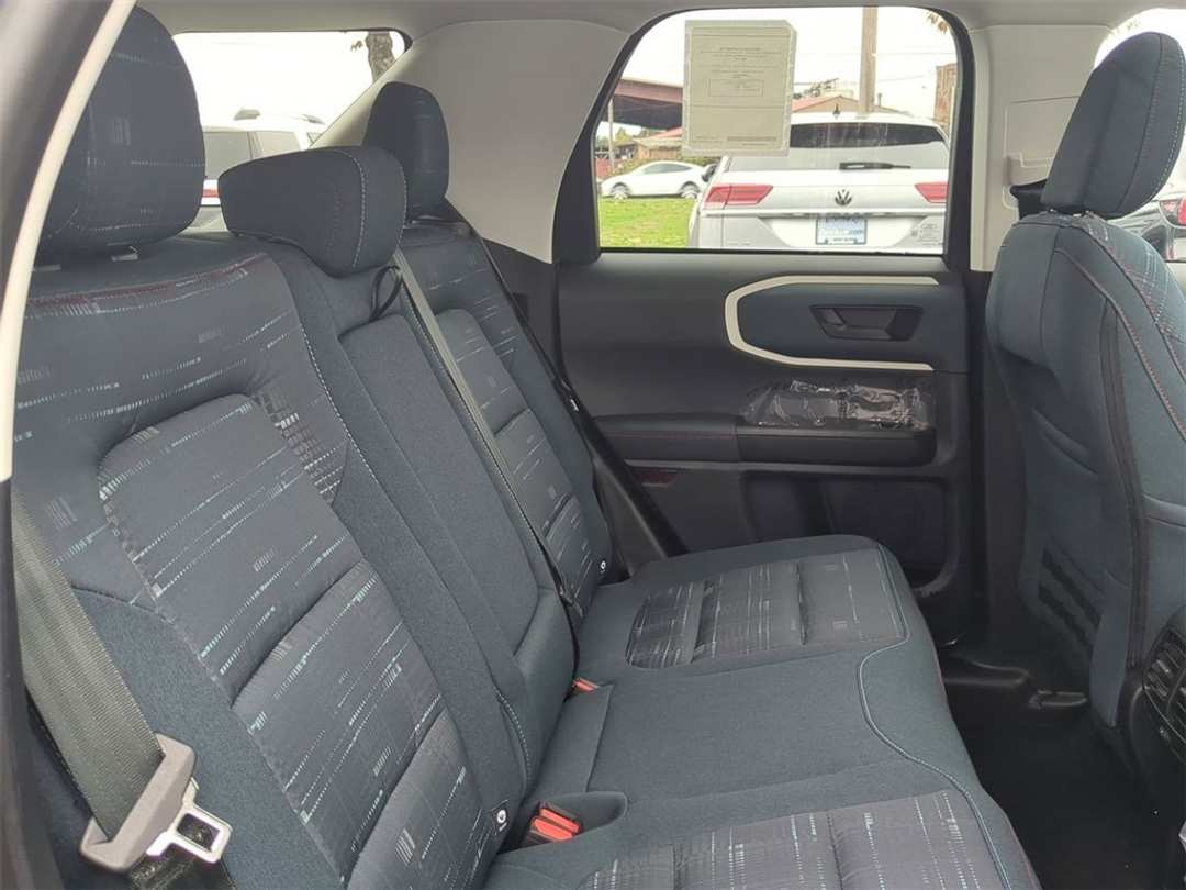 2025 Ford Bronco Sport Heritage - Image 28