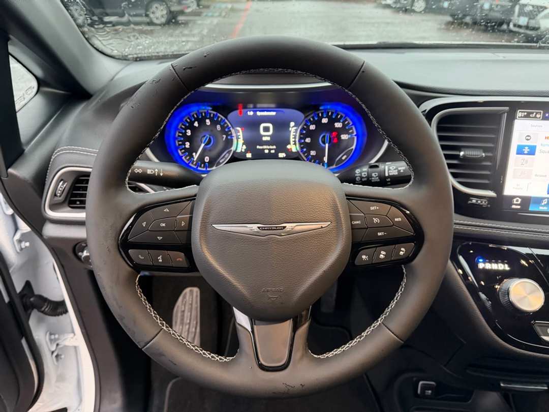 2026 Chrysler Pacifica Select - Image 20