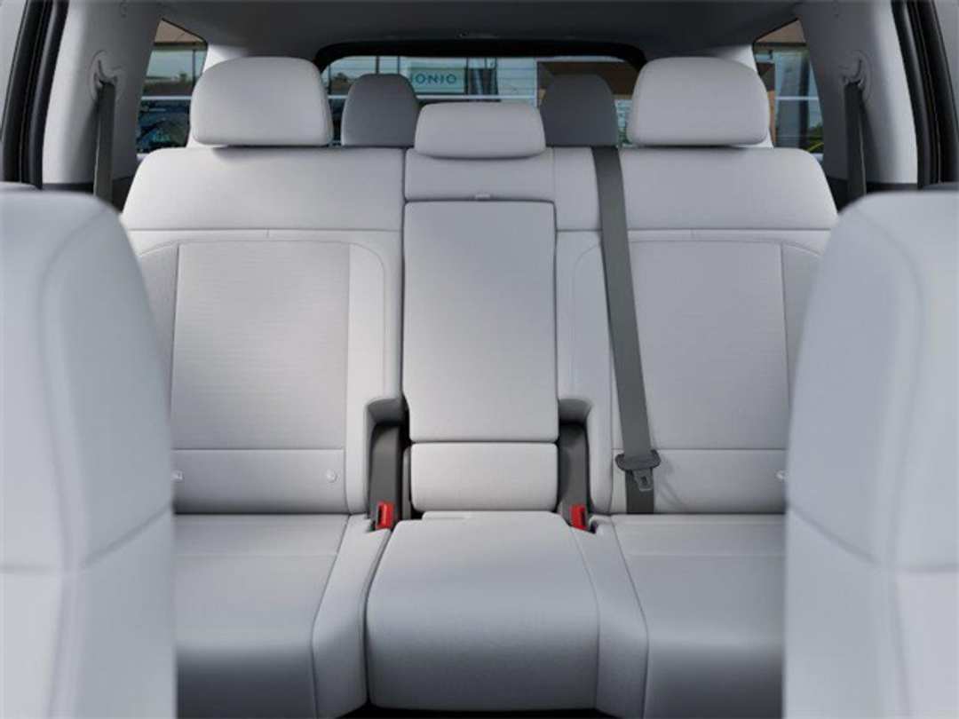 2026 Hyundai Santa Fe SE - Image 12