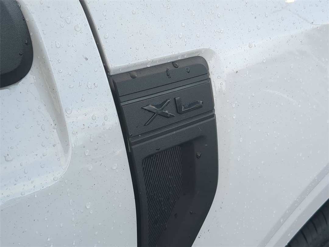 2026 Ford Maverick XL - Image 25