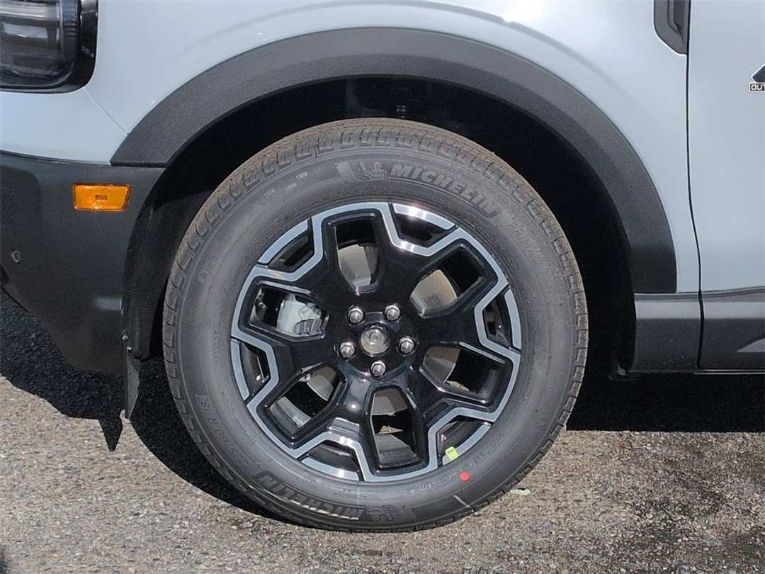 2026 Ford Bronco Sport Outer Banks - Image 34