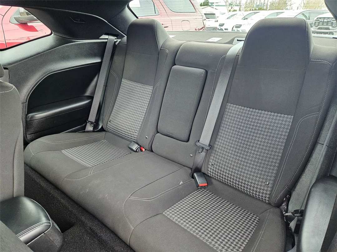 2022 Dodge Challenger SXT - Image 25