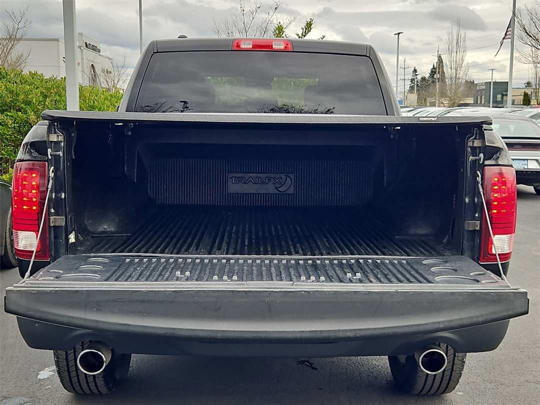 2021 Ram 1500 Classic Warlock - Image 24