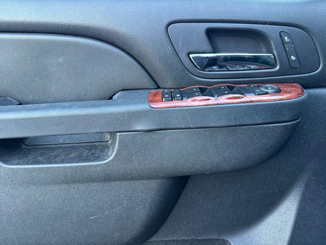 2014 Chevrolet Tahoe LT - Image 10