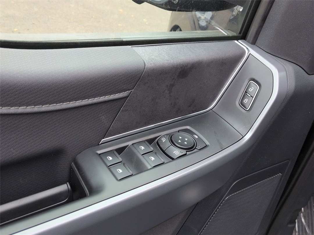 2026 Ford F-150 XLT - Image 10