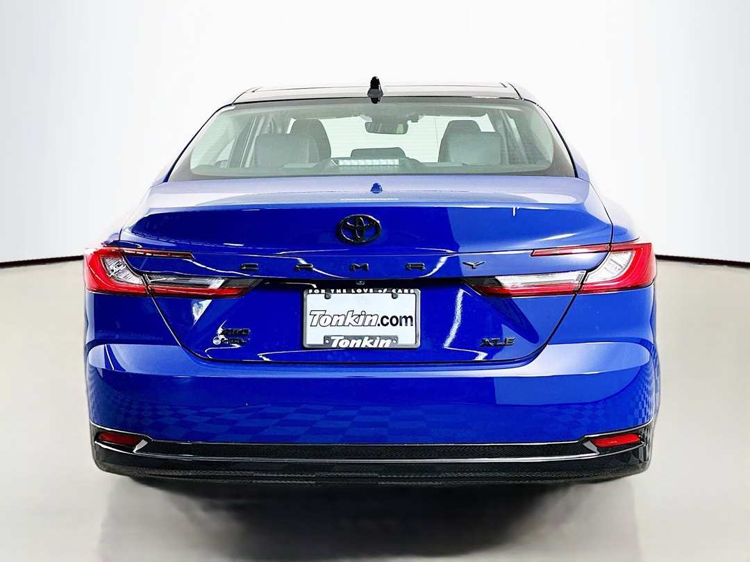 2026 Toyota Camry XLE - Image 6