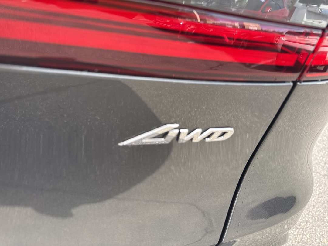 2026 Genesis Gv70 2.5T Sport Prestige - Image 11