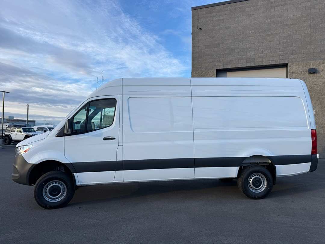 2026 Mercedes-Benz Sprinter 2500 Cargo 170 WB - Image 2