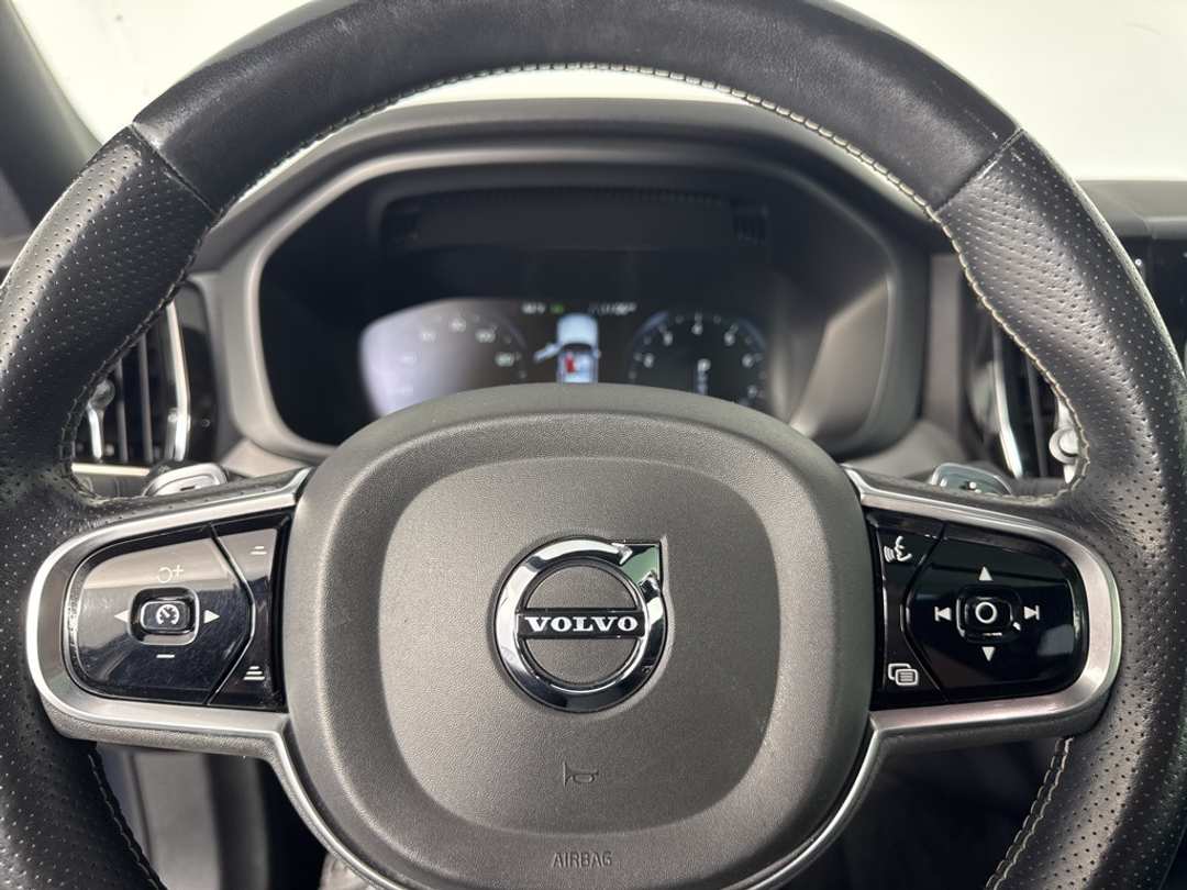 2018 Volvo Xc60 T5 RDesign - Image 30