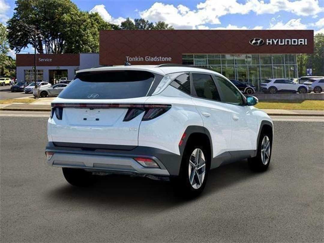 2026 Hyundai Tucson SEL Premium - Image 7