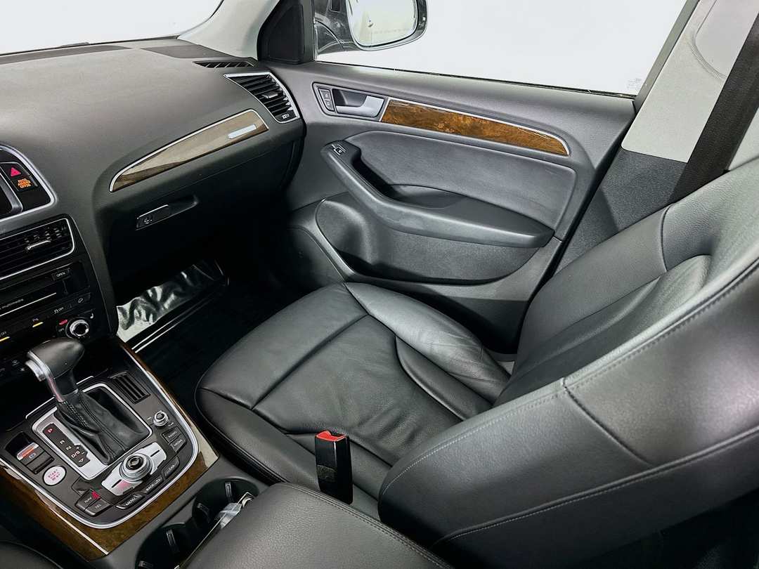 2015 Audi Q5 3.0T Premium Plus - Image 25