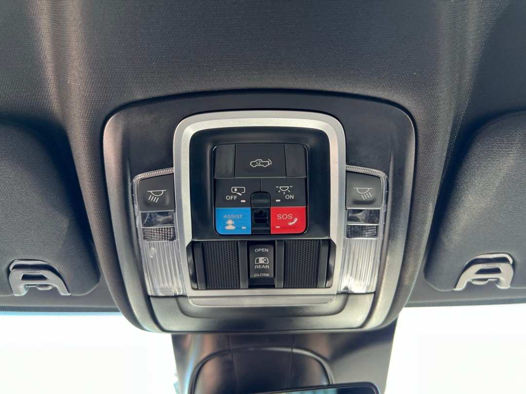 2026 Ram 2500 Laramie - Image 25