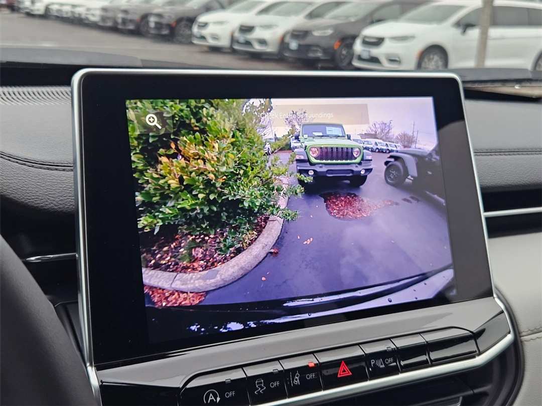 2026 Jeep Compass Limited - Image 21