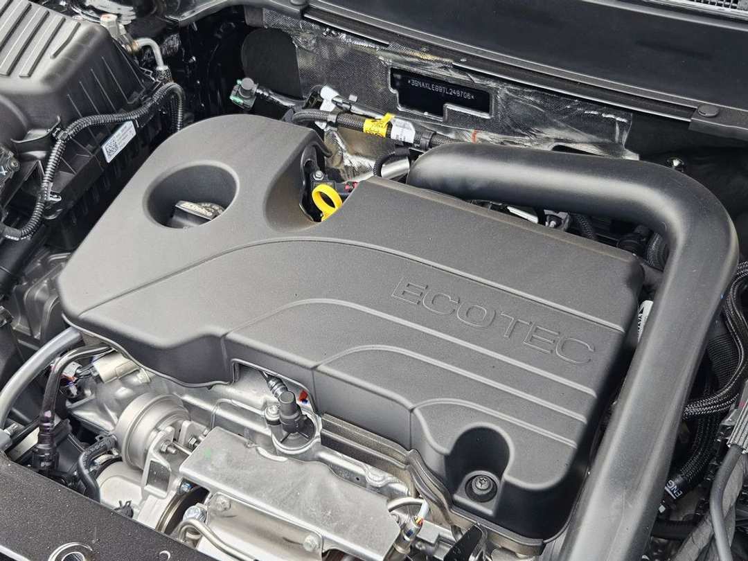 2026 Chevrolet Equinox RS - Image 40